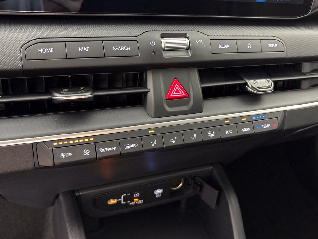 New 2026 Kia K4 FWD image 40