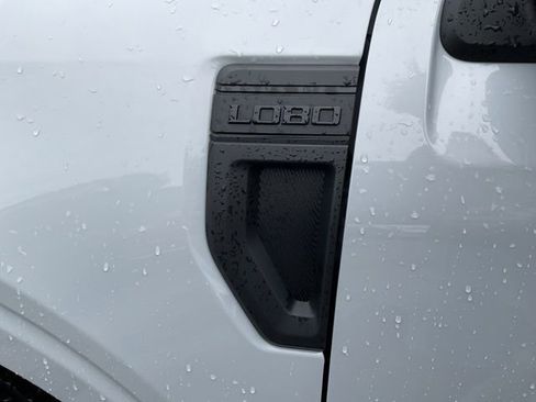 Used 2026 Ford Maverick Lobo AWD/4WD image 26