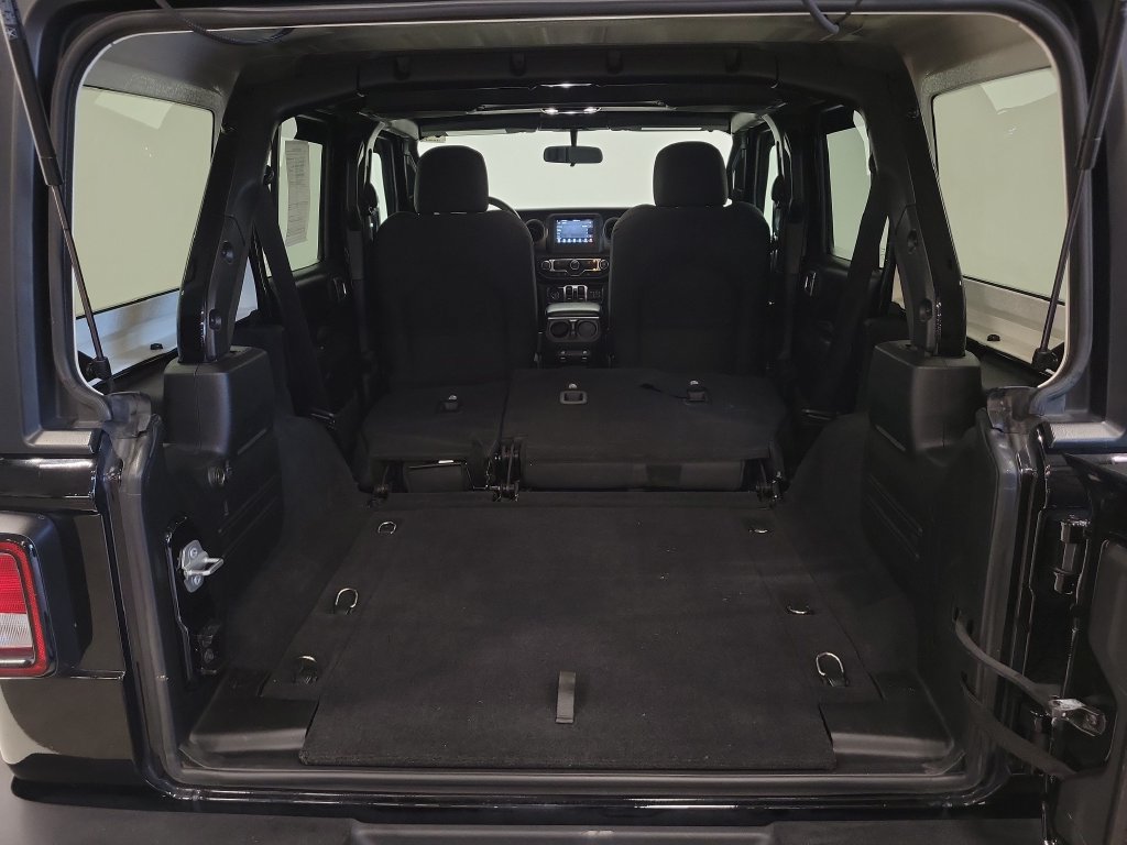 Used 2023 Jeep Wrangler Unlimited Sport AWD/4WD image 25