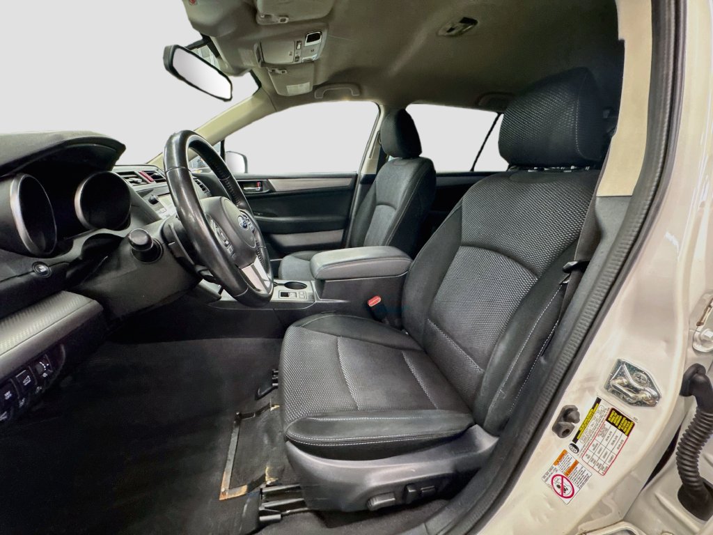 Used 2016 Subaru Outback 2.5i Premium AWD/4WD image 19