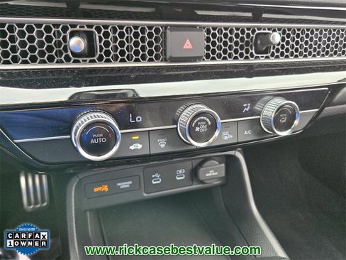 Used 2025 Honda Civic Sport image 25