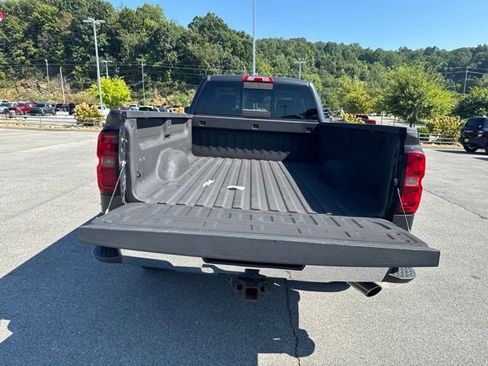 Used 2015 Chevrolet Silverado 2500 LTZ AWD/4WD image 15