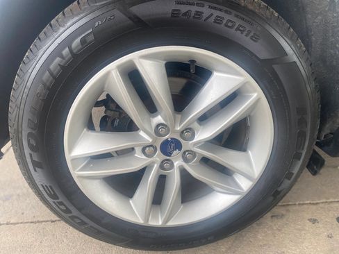 Used 2016 Ford Edge SEL w/ Utility Package FWD image 25