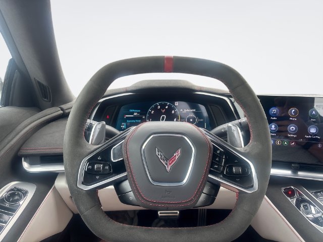 Used 2023 Chevrolet Corvette Stingray Premium Conv w/ Z51 Performance Package RWD image 14