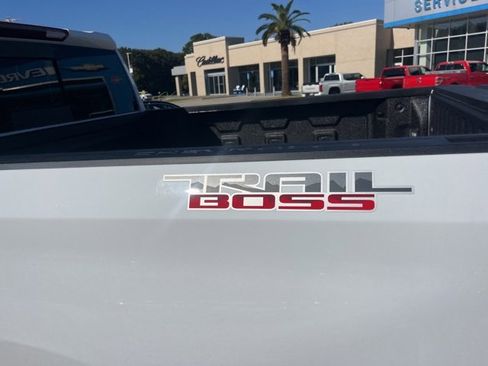 New 2026 Chevrolet Silverado 1500 LT Trail Boss w/ Convenience Package II image 5