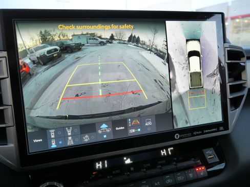 Used 2023 Toyota Tundra Limited image 32