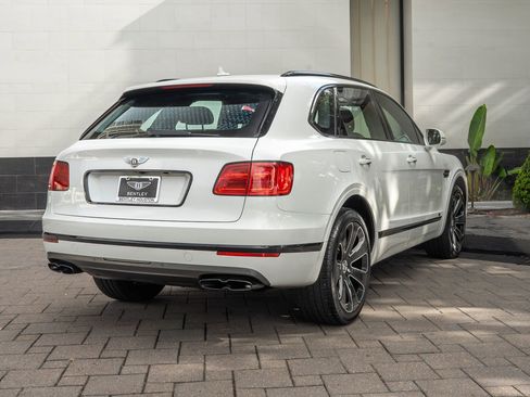 Used 2020 Bentley Bentayga AWD/4WD image 3