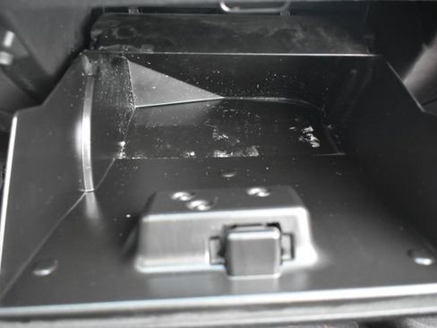 Used 2007 Chevrolet Impala LTZ FWD image 38