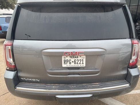 Used 2018 GMC Yukon Denali image 14