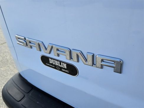 Used 2023 GMC Savana 2500 w/ Driver Convenience Package image 6