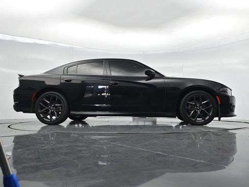 Used 2022 Dodge Charger R/T w/ Blacktop Package RWD image 31