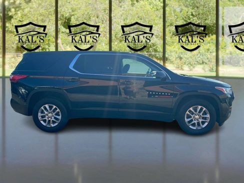 Used 2018 Chevrolet Traverse LS AWD/4WD image 4