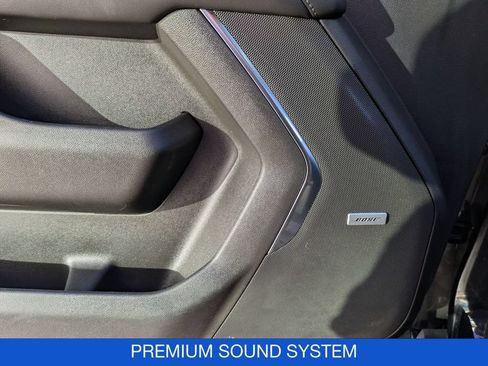Used 2022 Chevrolet Tahoe LT AWD/4WD image 15