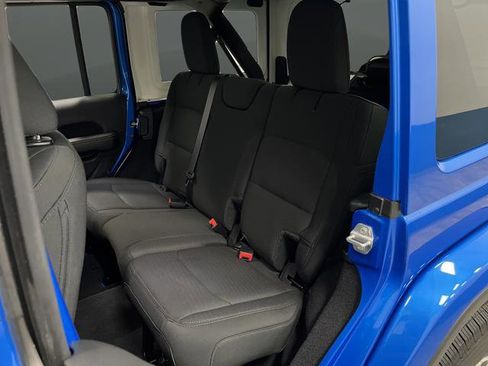 Used 2023 Jeep Wrangler Sahara w/ Safety Group image 29