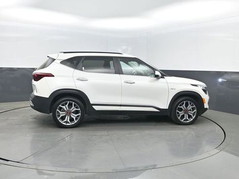 Used 2021 Kia Seltos SX w/ SX Sunroof Package image 36