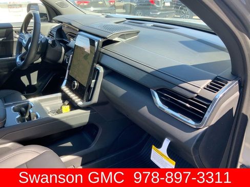 New 2026 GMC Acadia Elevation w/ Elevation Premium Package AWD/4WD image 29