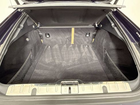 Used 2023 Porsche Panamera image 28