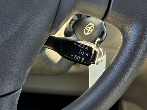 Used 2009 Toyota Corolla LE FWD image 14
