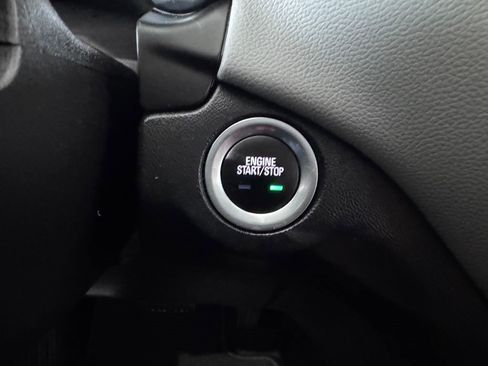 Certified 2023 Chevrolet Equinox LS w/ LS Convenience Package image 17