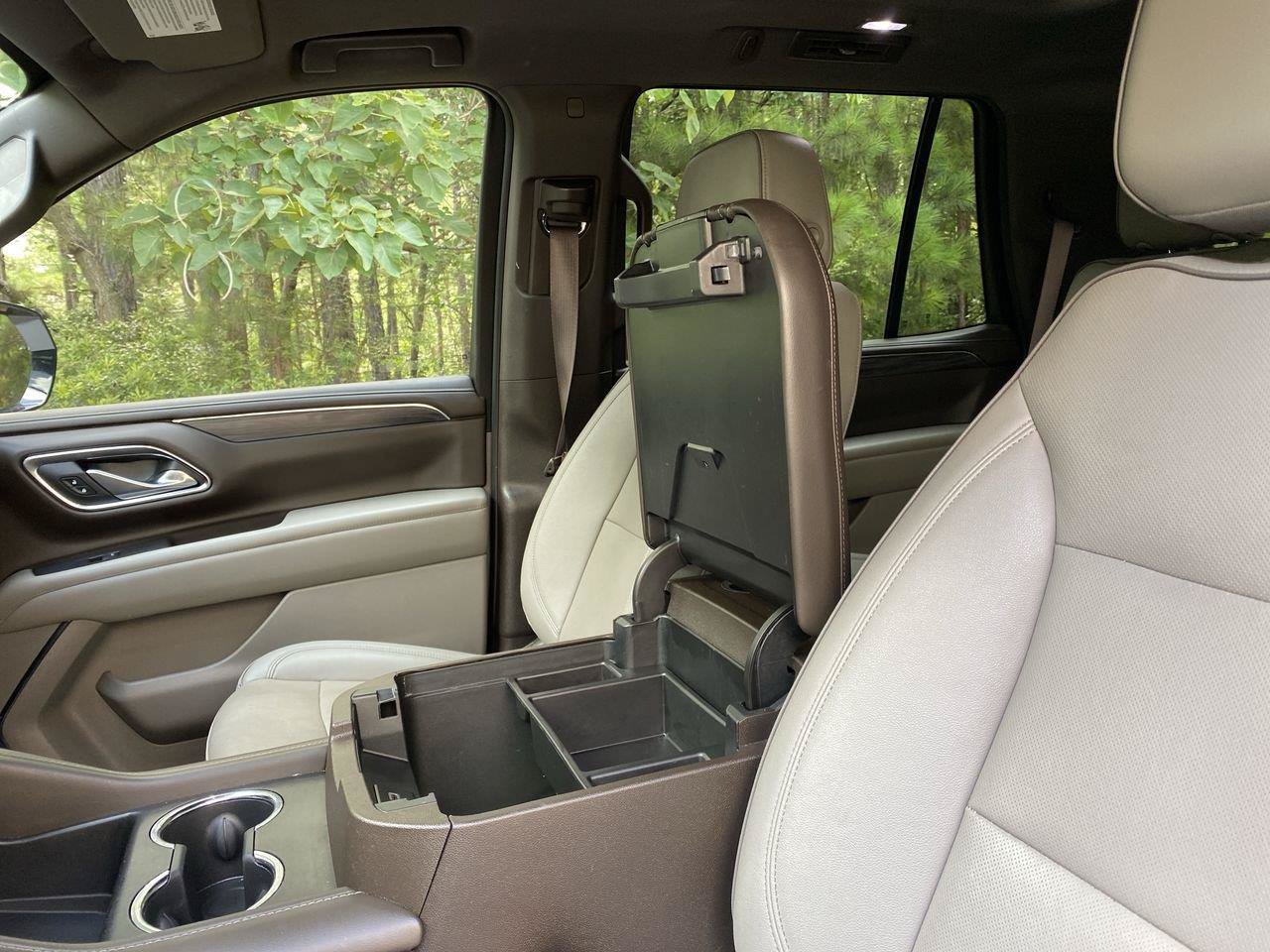 Used 2023 GMC Yukon SLT RWD image 42