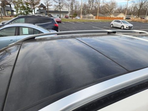 Used 2013 Mercedes-Benz GL 550 4MATIC image 3