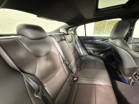 Used 2025 Cadillac CT5 V w/ Technology Package RWD image 29