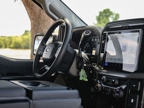 Used 2026 Ford F150 XL RWD image 42