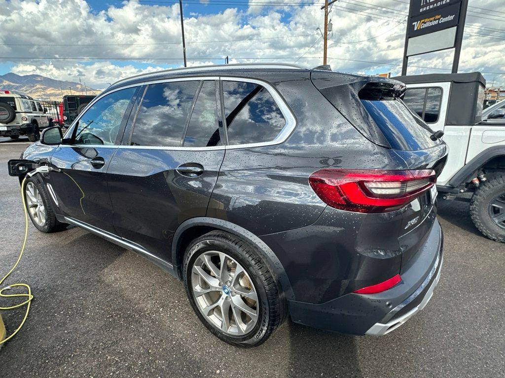 Used 2023 BMW X5 xDrive45e AWD/4WD image 4