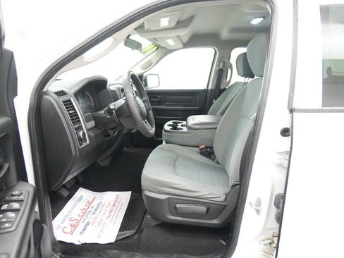 Used 2014 RAM 1500 ST w/ SXT Appearance Group AWD/4WD image 16