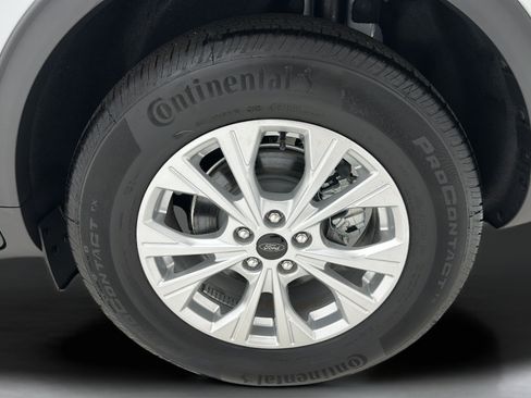 Used 2026 Ford Escape Active w/ Cold Weather Package AWD/4WD image 8
