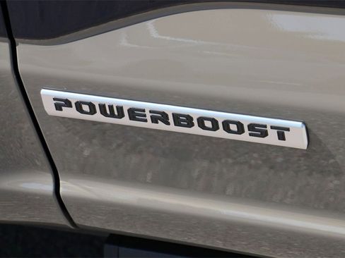 New 2025 Ford F150 King Ranch w/ FX4 Off-Road Package image 10