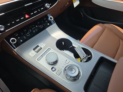 New 2026 Genesis GV70 2.5T Advanced AWD/4WD image 24