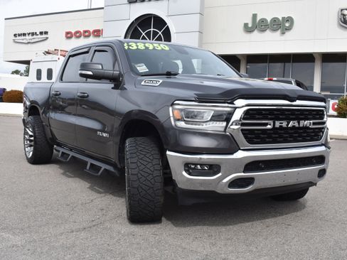 Used 2022 RAM 1500 Big Horn image 3