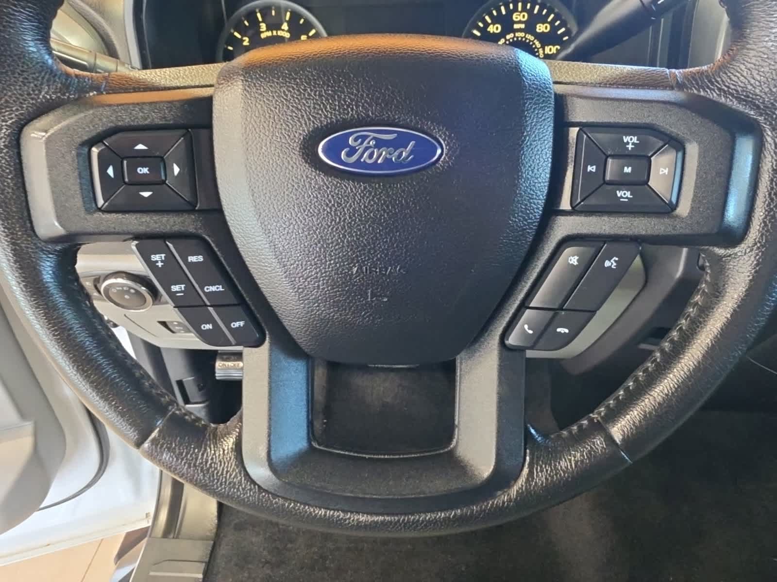 Used 2015 Ford F150 XLT w/ Equipment Group 301A Mid AWD/4WD image 26
