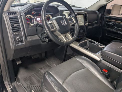 Used 2017 RAM 2500 Laramie AWD/4WD image 12