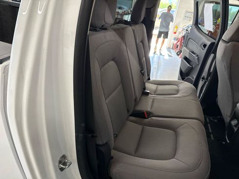 Used 2018 Chevrolet Colorado W/T w/ WT Convenience Package AWD/4WD image 36