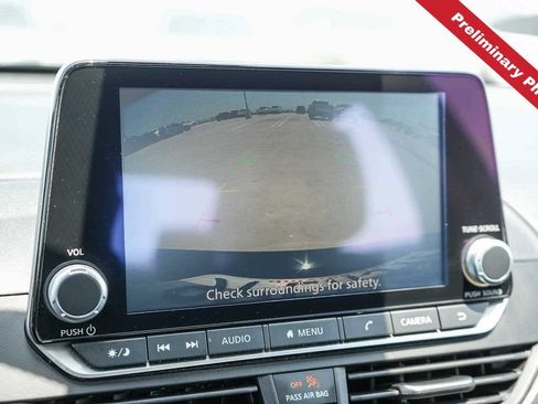 Used 2025 Nissan Altima 2.5 SV FWD image 20