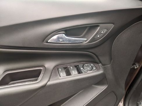 Certified 2020 Chevrolet Equinox LT w/ LPO, Floor Liner Package image 15