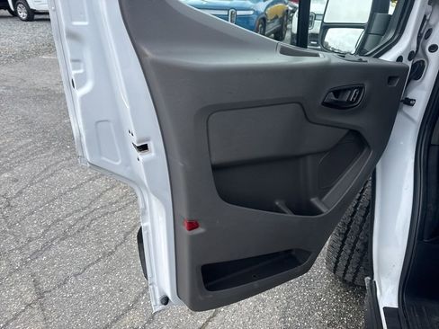 Used 2023 Ford Transit 350 XL image 22