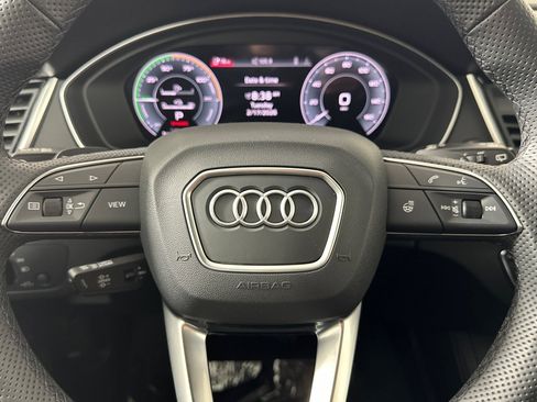 Used 2025 Audi Q5 e Premium Plus w/ Premium Plus Package image 22