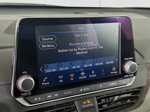 Used 2025 Nissan Altima 2.5 SV image 21