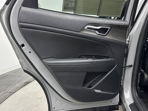 Used 2023 Kia Sportage X-Pro image 32