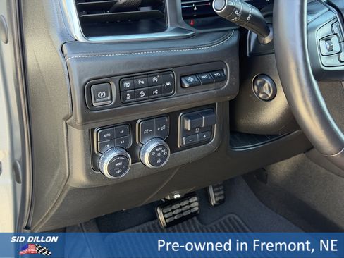 Used 2023 GMC Yukon Denali Ultimate AWD/4WD image 15