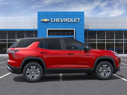 New 2026 Chevrolet Equinox LT w/ Convenience Package II AWD/4WD image 5
