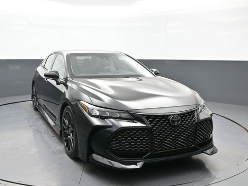 Certified 2020 Toyota Avalon TRD image 3
