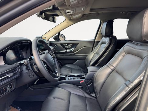 New 2026 Lincoln Corsair Reserve image 10