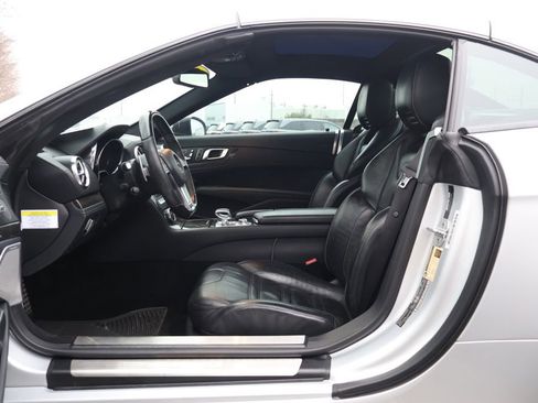 Used 2013 Mercedes-Benz SL 63 AMG image 15