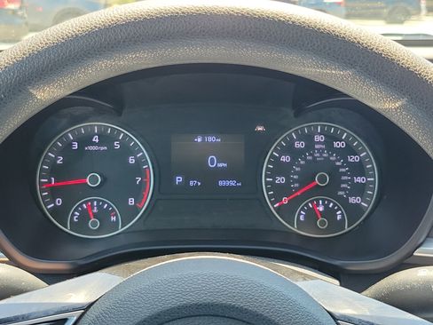 Used 2019 Kia Optima LX FWD image 19
