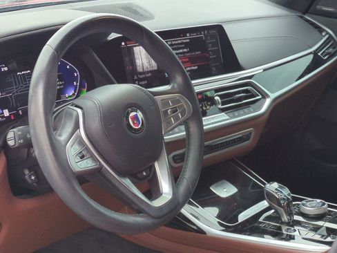 Used 2022 BMW ALPINA XB7 AWD/4WD image 18