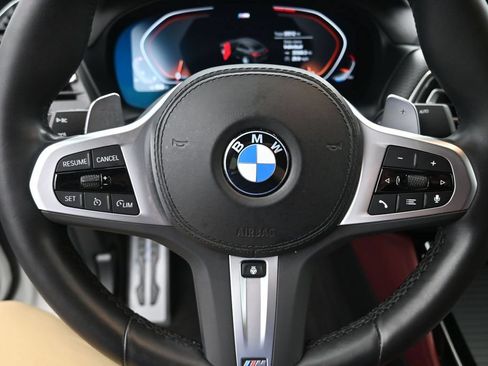 Certified 2022 BMW X4 xDrive30i w/ M Sport Package 2 AWD/4WD image 11